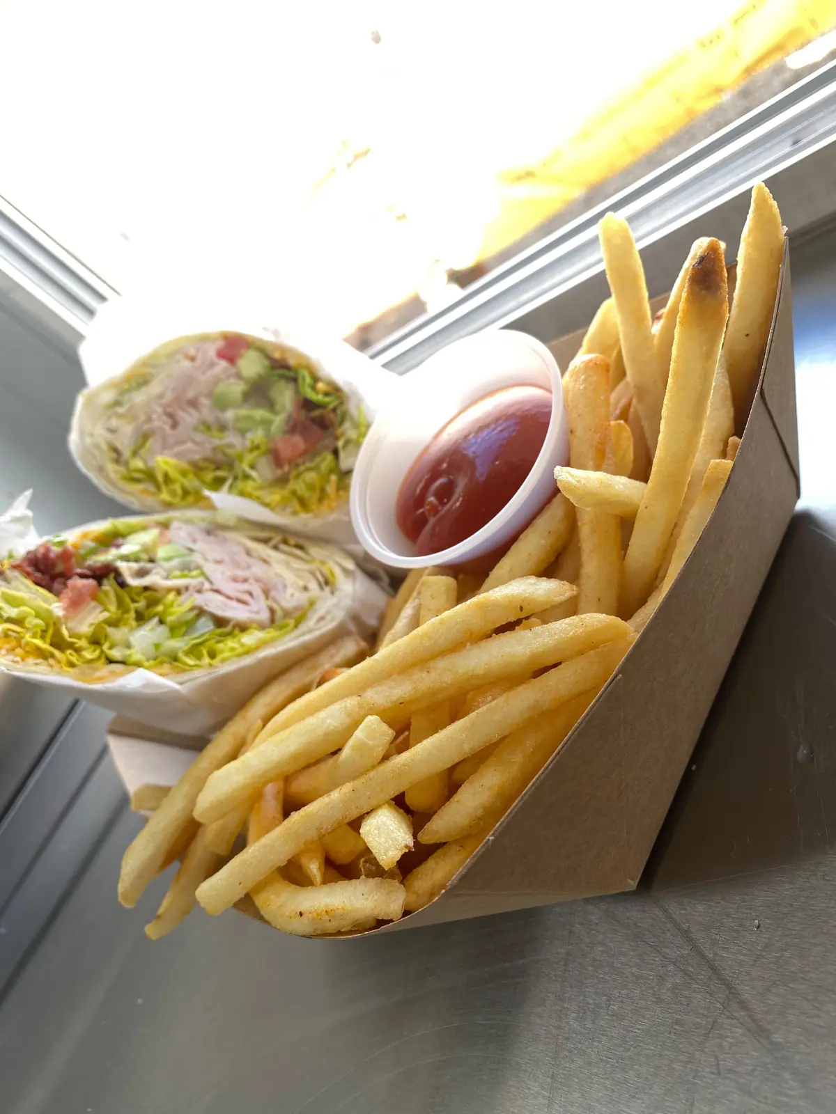 Capital City Wraps food truck catering in Elmore, AL