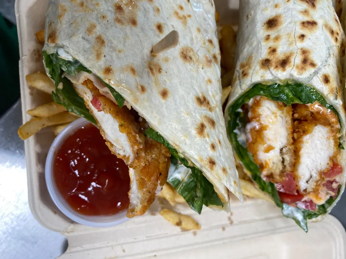 Capital City Wraps food truck catering in Hallingworth, AL