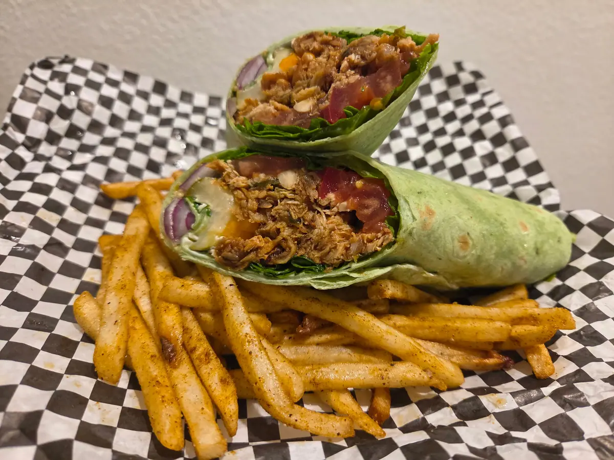 Capital City Wraps food truck catering in Airport Highlands, AL