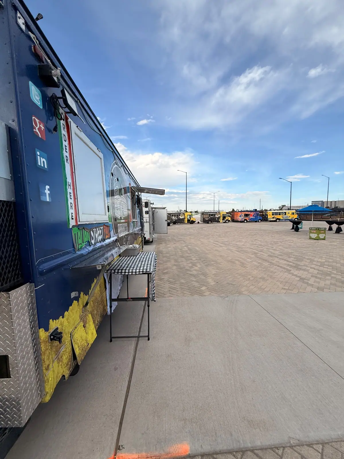 Food Truck Avenue food truck catering in Arapahoe County, CO