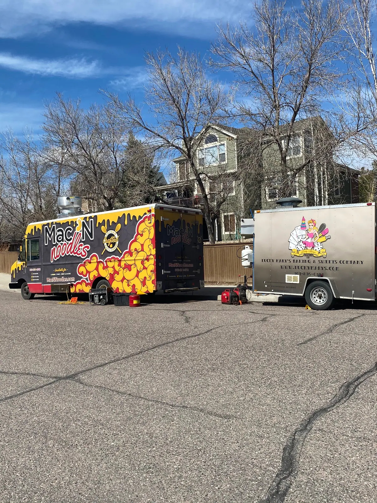 Mac N Noodles catering