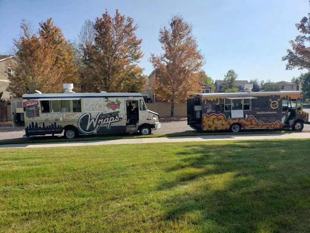 Mac N Noodles catering