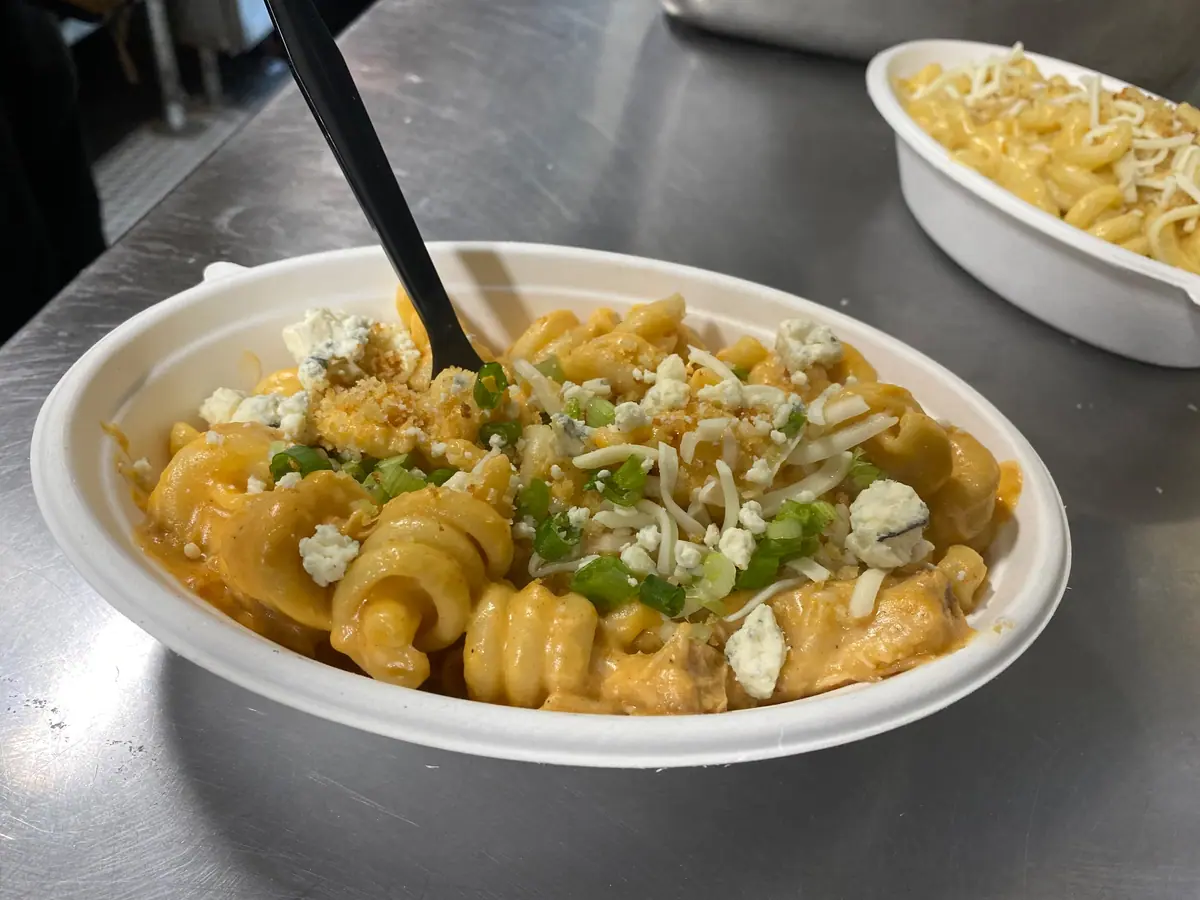 Mac N Noodles food truck catering in Morganton, GA