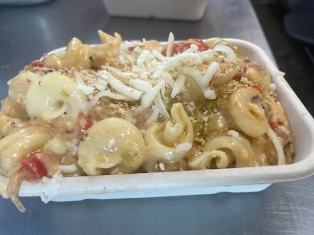 Mac N Noodles food truck catering in Joycliff Estates, GA