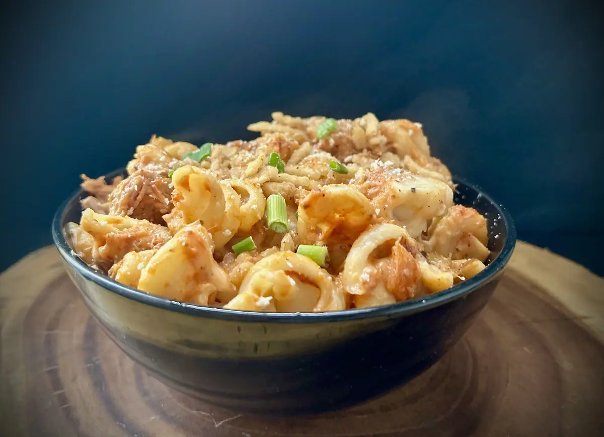Mac N Noodles food truck catering in Oak View Homes, GA