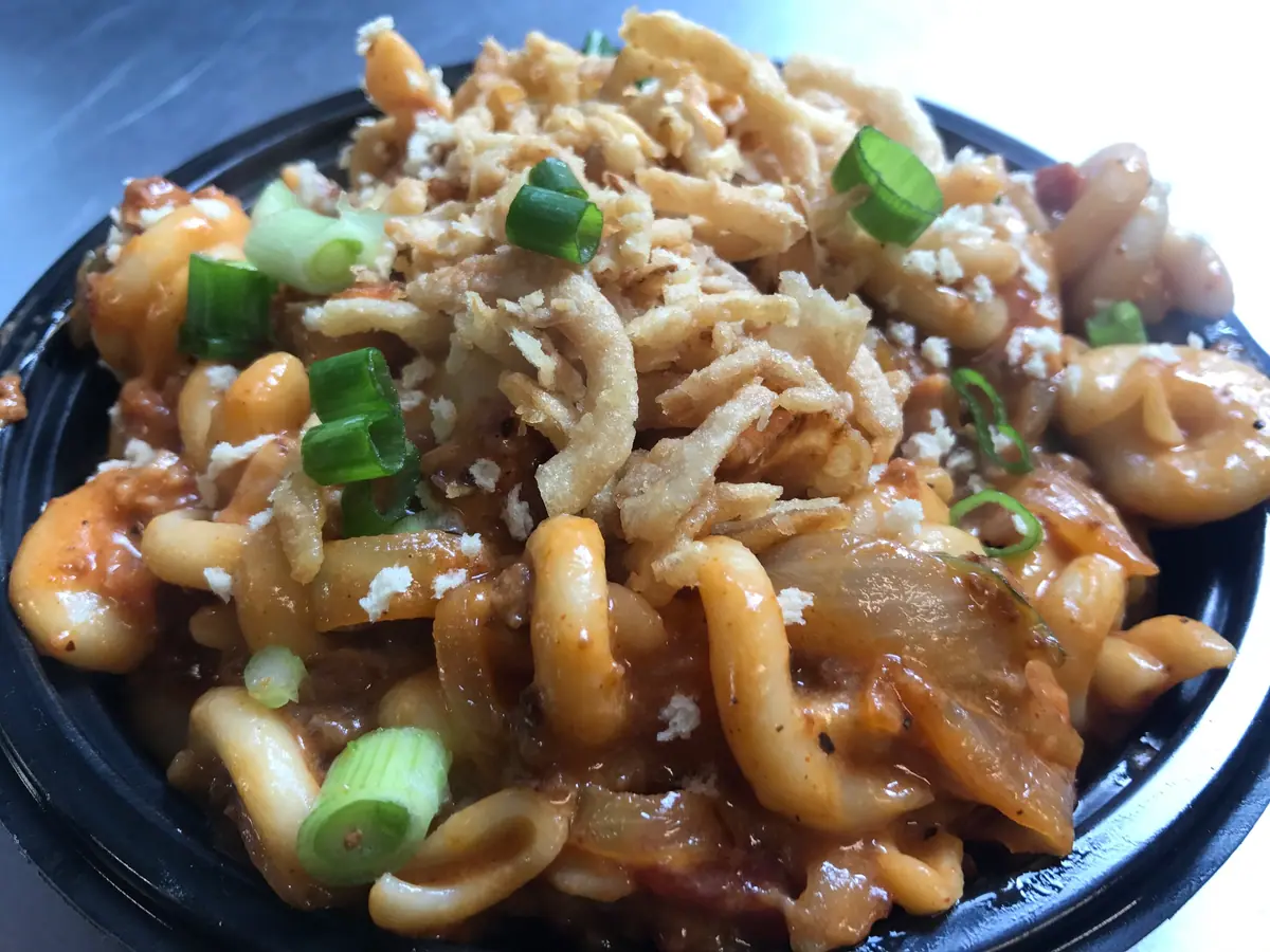 Mac N Noodles food truck catering in Normantown, GA