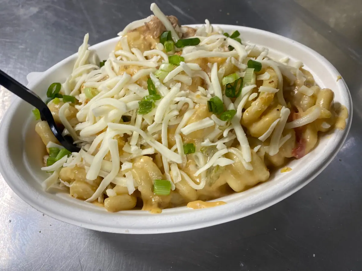 Mac N Noodles food truck catering in Parker Courthouse, GA
