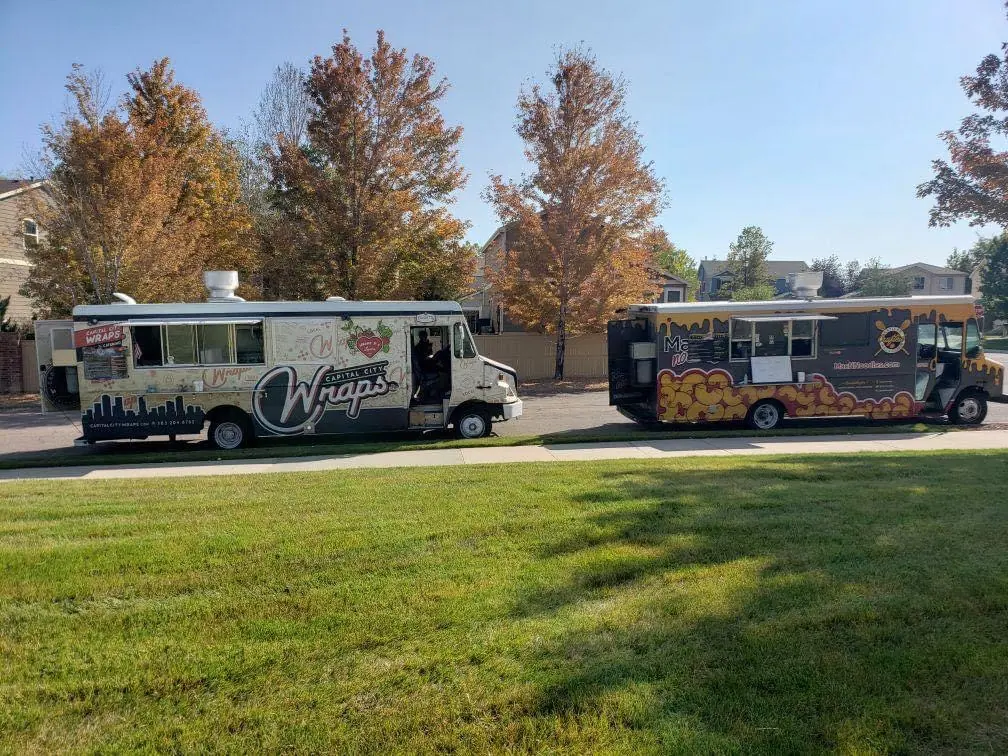 Mac N Noodles food truck at an event
