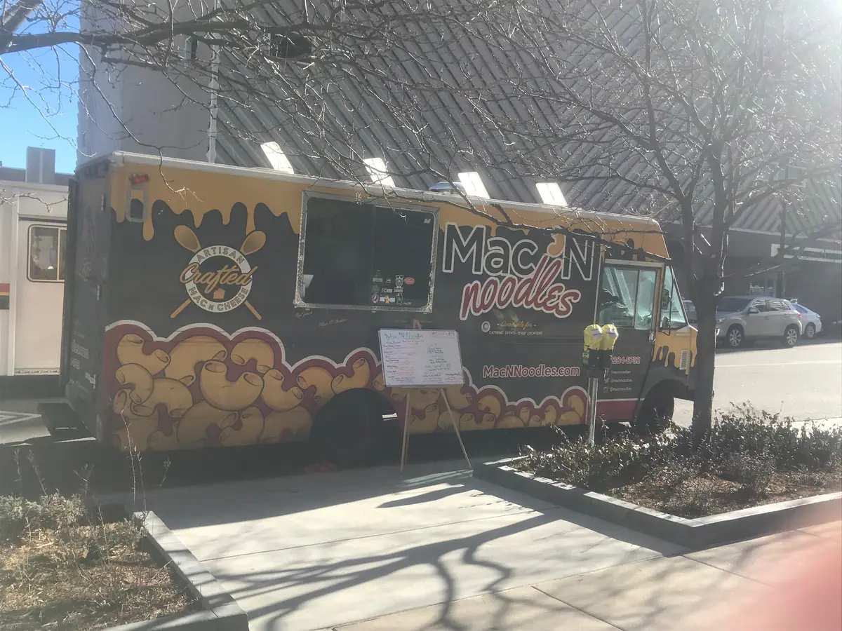Mac N Noodles food truck at an event