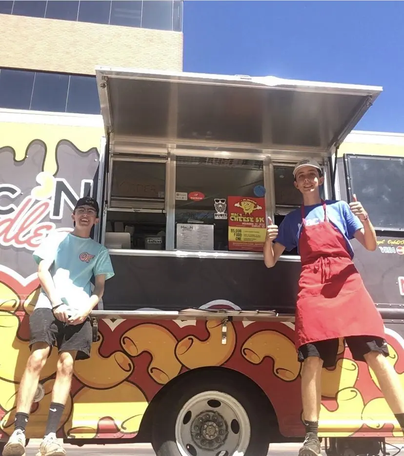 Mac N Noodles food truck at an event