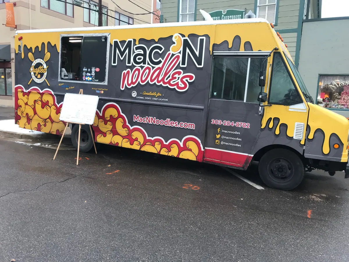Mac N Noodles food truck at an event