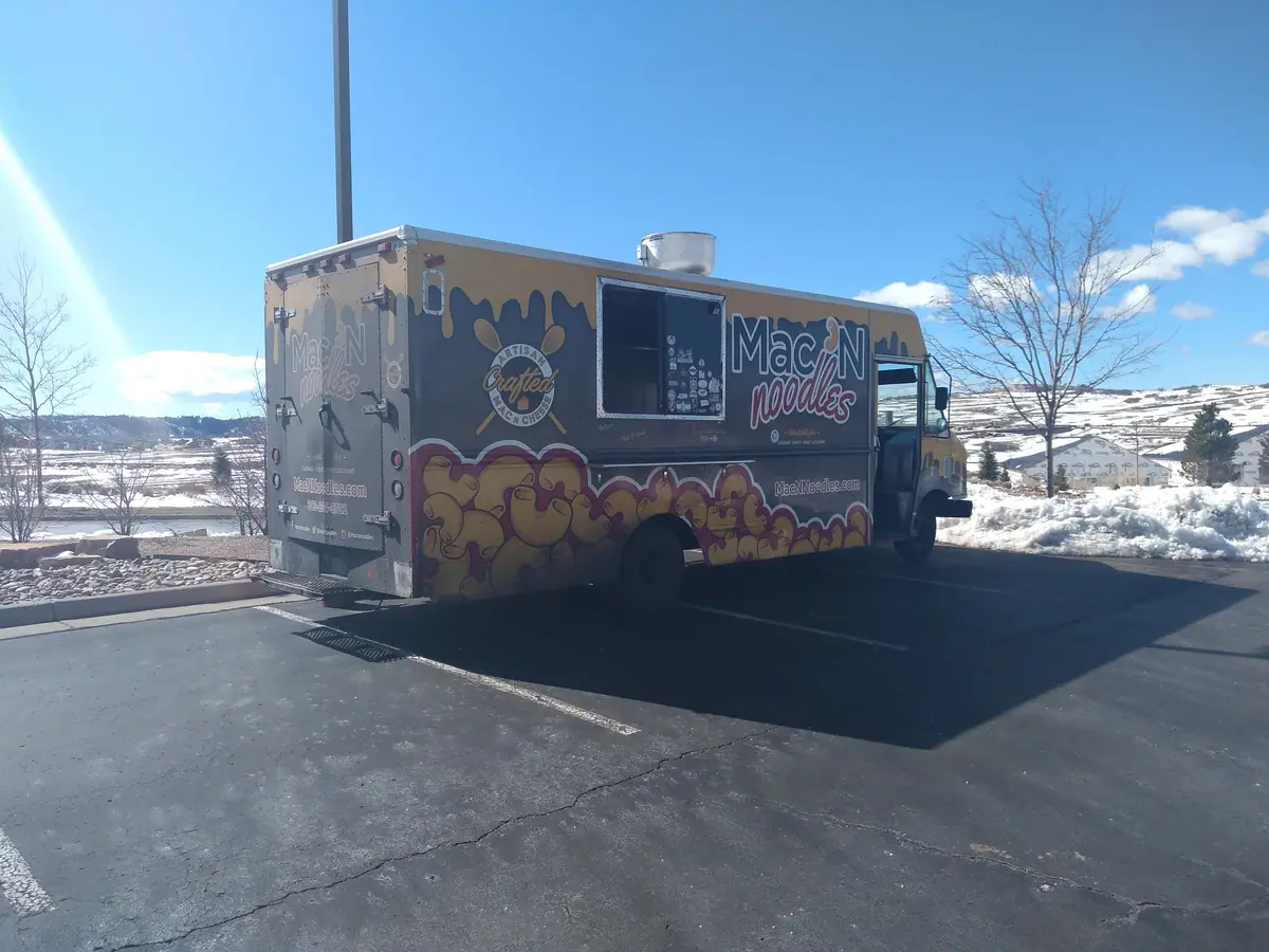 Mac N Noodles food truck at an event
