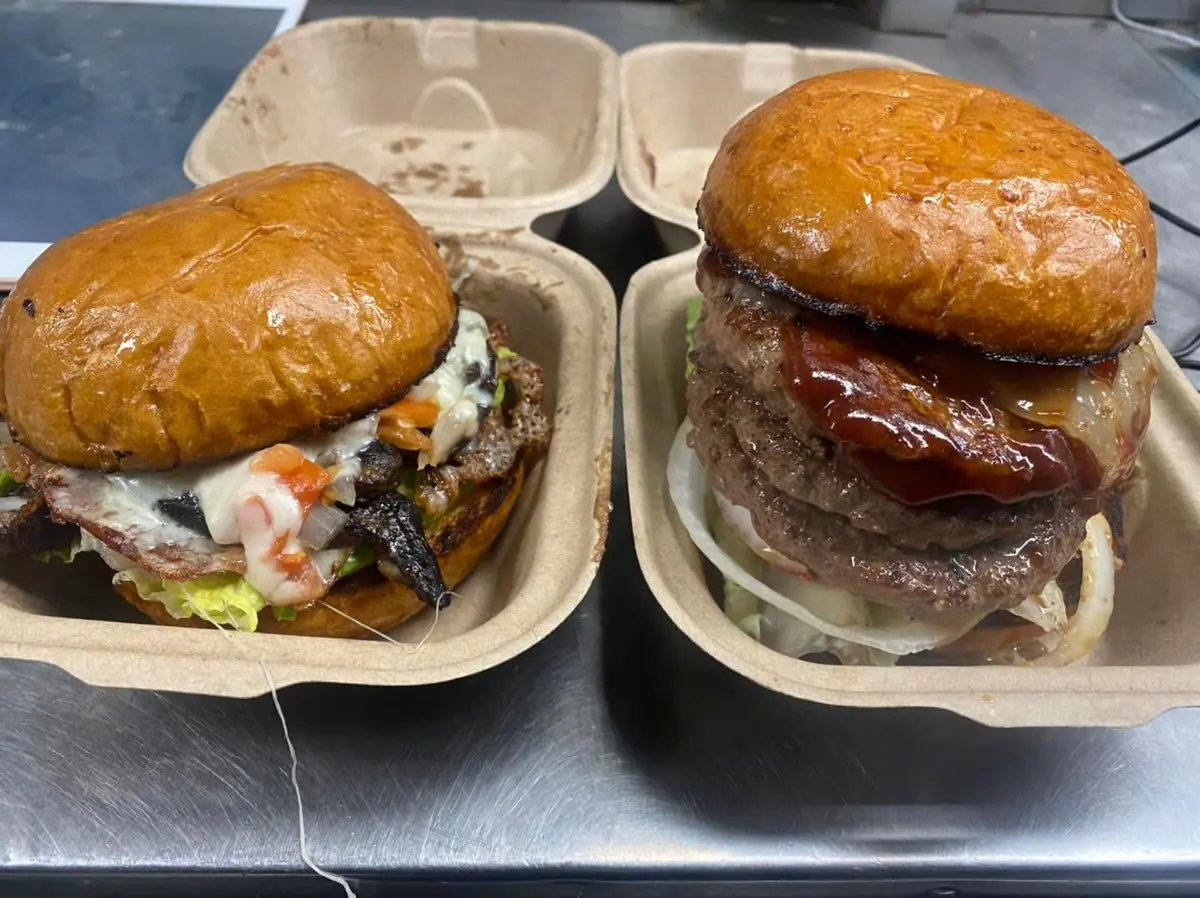 The Burger Bus food truck catering in Malvern, AL