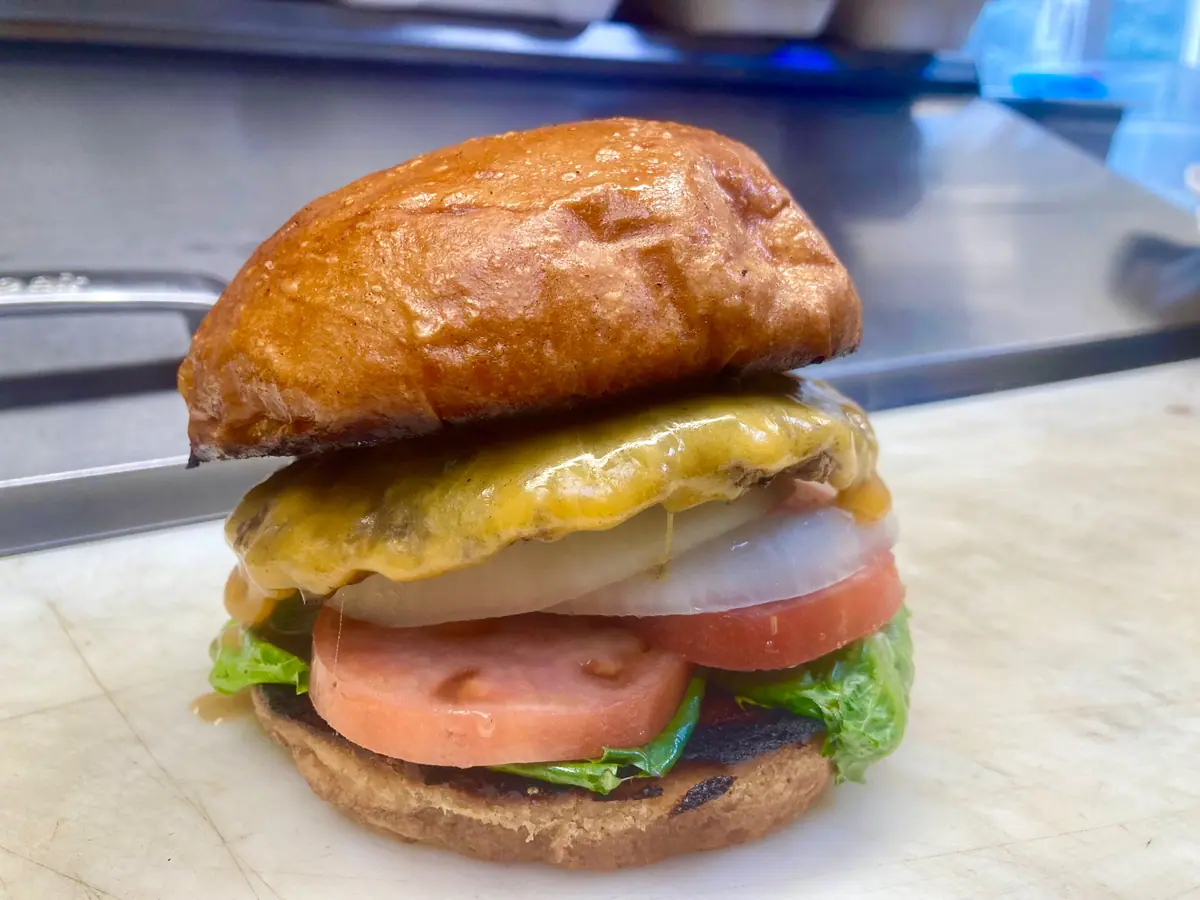 The Burger Bus food truck catering in Huntleigh Woods, AL