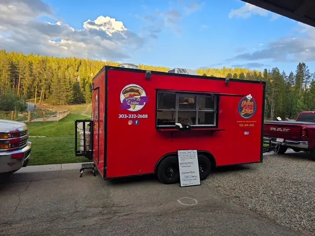 Wings catering from a local food truck